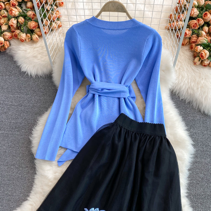 Autumn Spring Blue Knit Tops and Embroidery A-line Midi Skirt Two piece Sets Women Runway Design Fashion Knit Set Suit M69511