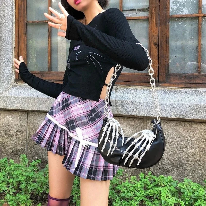 Harajuku Gothic Shoulder Bag Y2K Sweet Cool Girls Skull Dumpling Crossbody Messenger Bag Women Chain Hand Bone Handbags