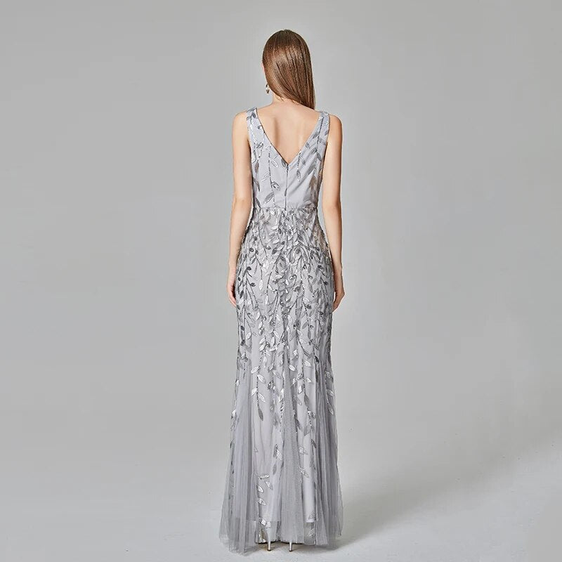 Silver Gray Elegant Fashion Evening Dresses Sexy Simple V Collar Open Back Sleeveless Embroidered Beads Fishtail Dress Gown