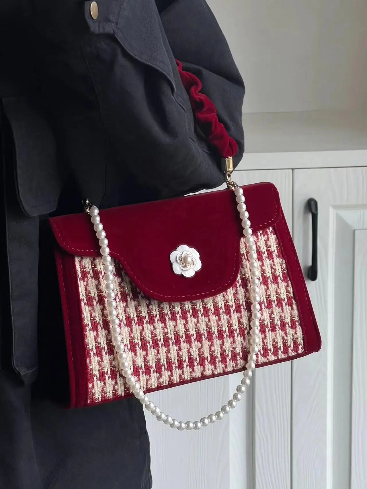 Retro Flower Pearl Beaded Shoulder Bags for Women Vintage Velvet Female Chain Crossbody Bag Ladies Handbags Clutch Purse