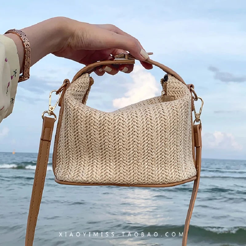 Woven Beige Grass Crossbody Bag Boho-chic Handbag Crochet Straw Shoulder Bag Summer Beach Bag Women Makeup Bag Travel Bag