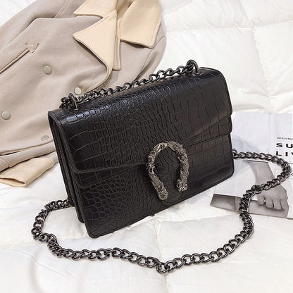 New  Shoulder Bag Chains Messenger Bag Fashion Girls Casual Handbag Simple Leisure Personality Small Square Women Bag