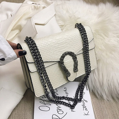 New  Shoulder Bag Chains Messenger Bag Fashion Girls Casual Handbag Simple Leisure Personality Small Square Women Bag